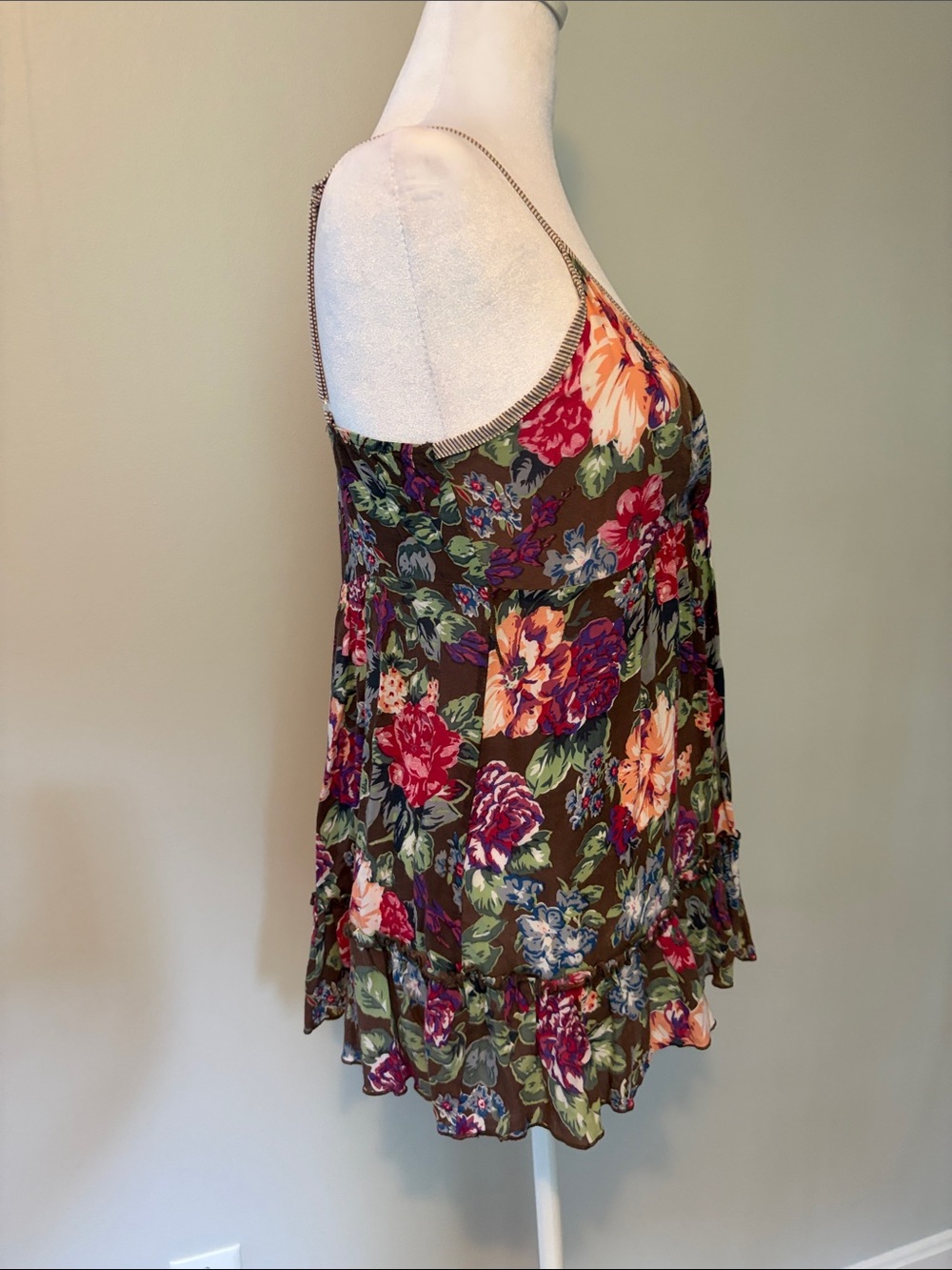 Babydoll style  Brown with pink, purple, and green Floral pattern top - Picture 2 of 10